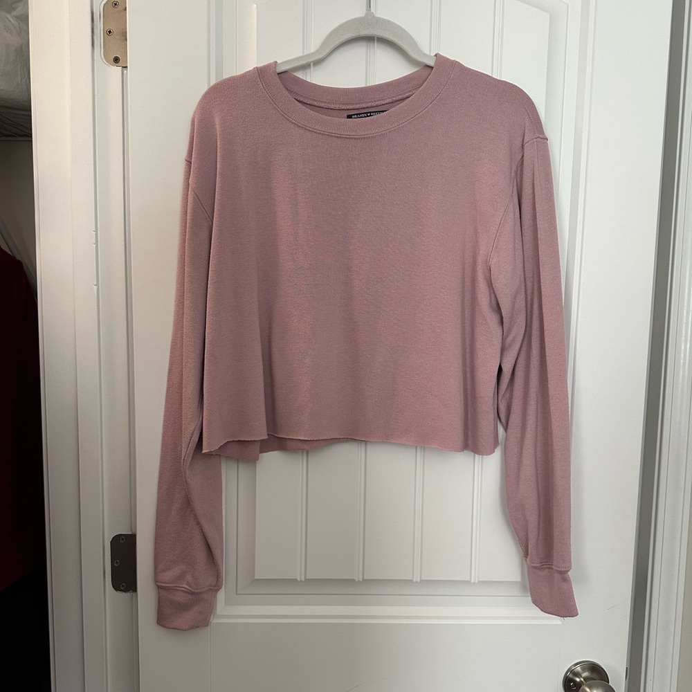 Brandy Melville Loghtweight Cropped Crewneck Sweater